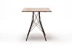 "Конте" интерьерный стол из HPL 70x70см, цвет "дуб"