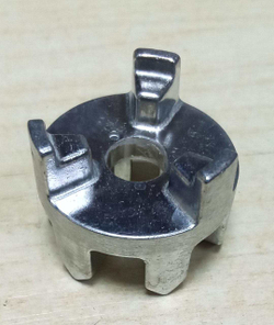 Предохранитель редуктора мясорубки Bork M780-52