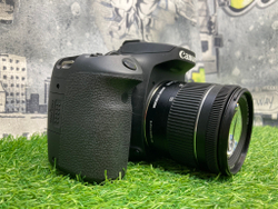 Canon 90D Kit 18-55mm IS STM 1.000 кадров