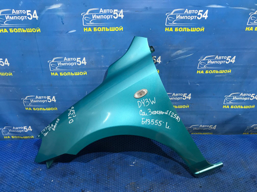 Крыло переднее левое MAZDA DEMIO 2002-2005