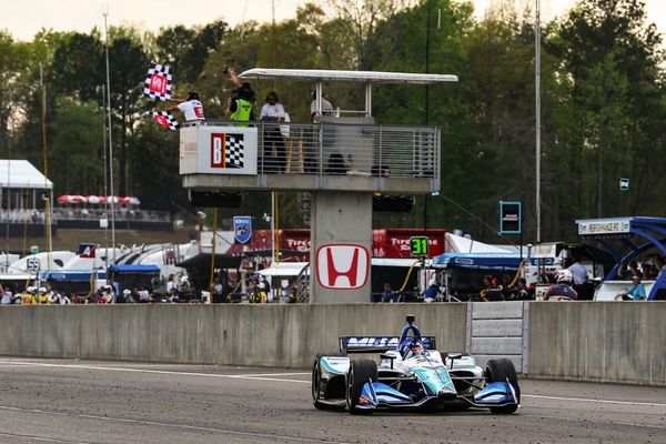Такума Сато стал победителем Honda Indy Grand Prix of Alabama