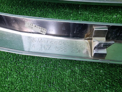 Накладка решетки радиатора Mercedes GLS X167 23-нв