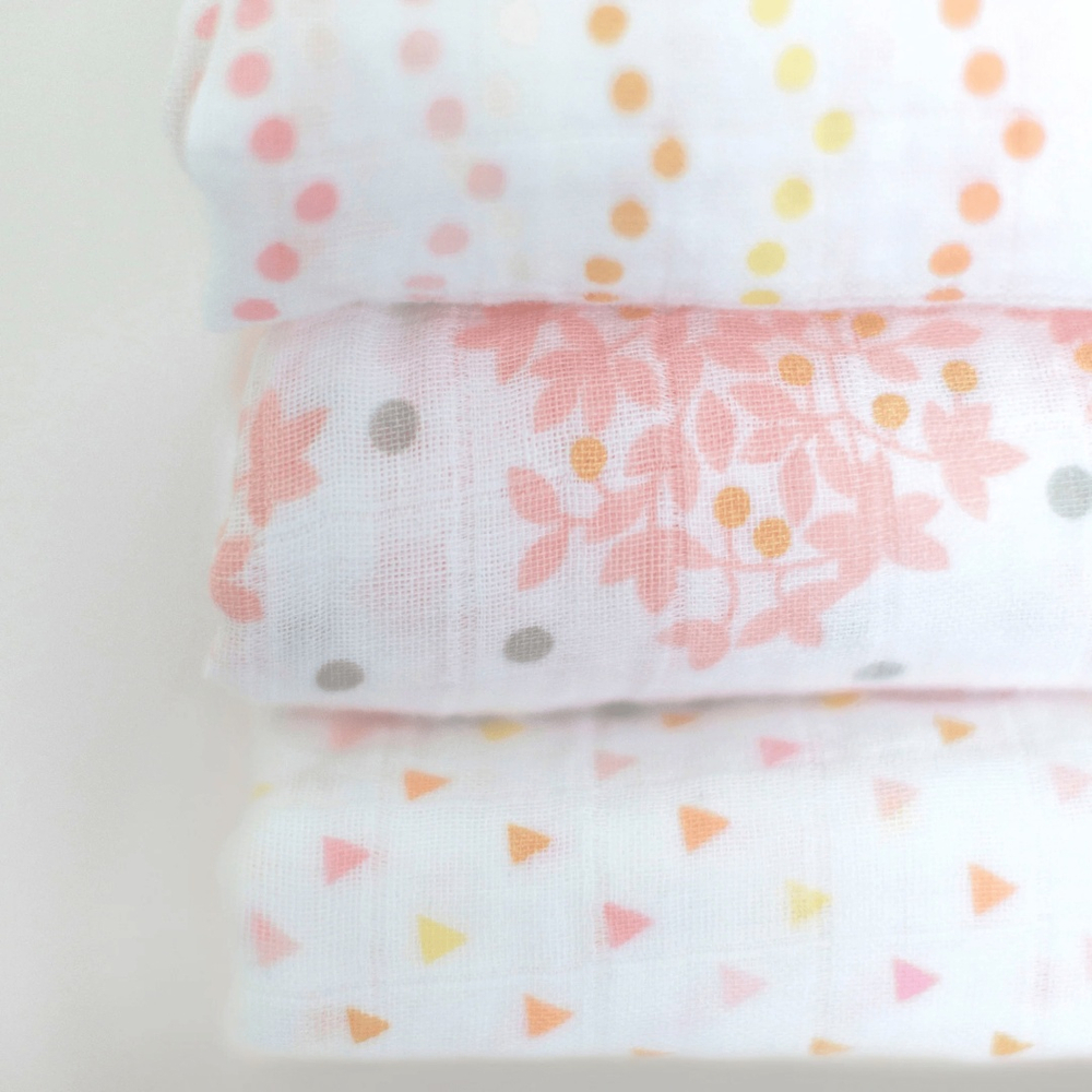 SwaddleDesigns SDM-181P Набор пеленок муслин 3 шт. - Heavenly Floral Pinks with Touch of Gold Shimmer