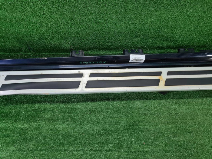 Накладка порога правая BMW X7 G07 (2019-н.в.)