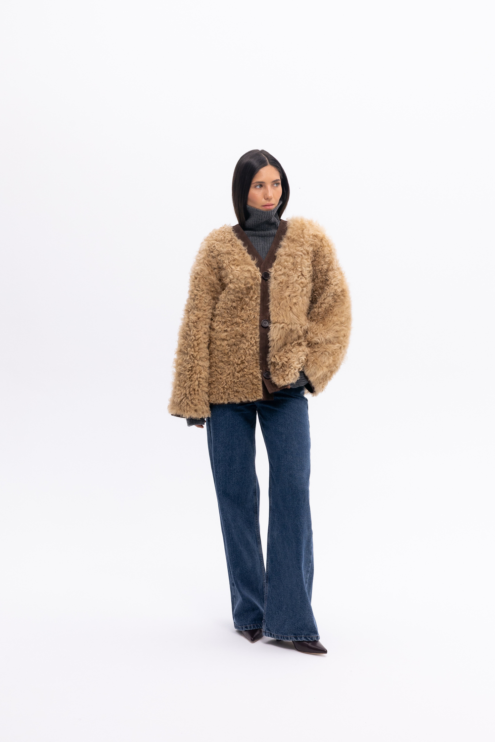 Коричневая двусторонняя шуба-дубленка k é k é