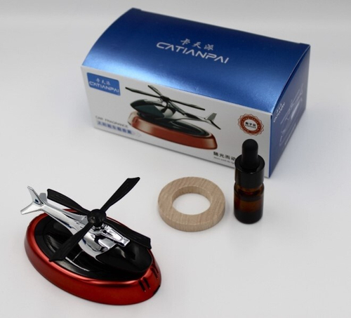 Ароматизатор на панель  ВЕРТОЛЕТ  GARDENIA, на солнечной батарее, красный (P.R.C.)