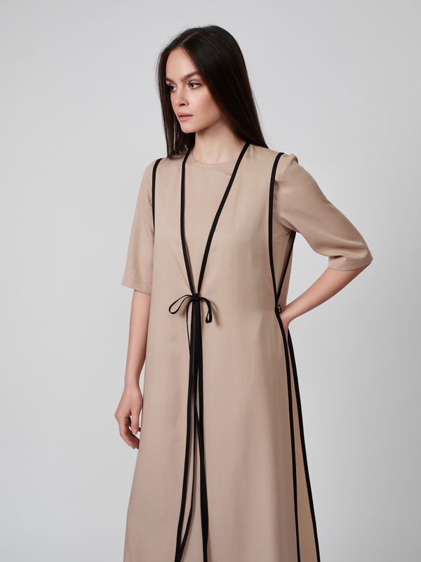 ЖИЛЕТ С ОКАНТОВКОЙ