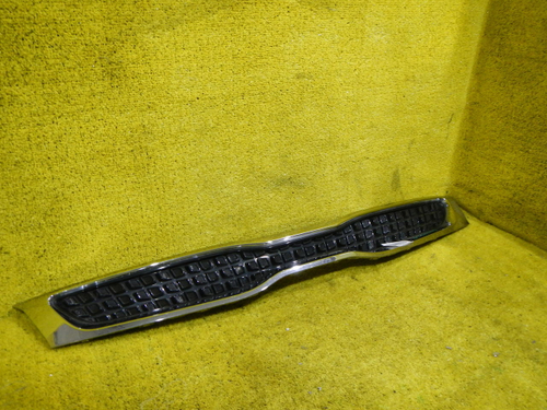 Решетка радиатора KIA Rio 4 X-Line (2017-2020)