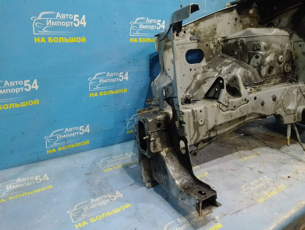 Лонжерон передний правый NISSAN PRESAGE 1998-2003