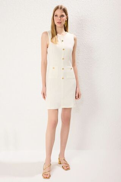 Мини-твидовая ткань с плоским карманом Ecru, облегающее эластичное трикотажное платье TWOSS25EL00542