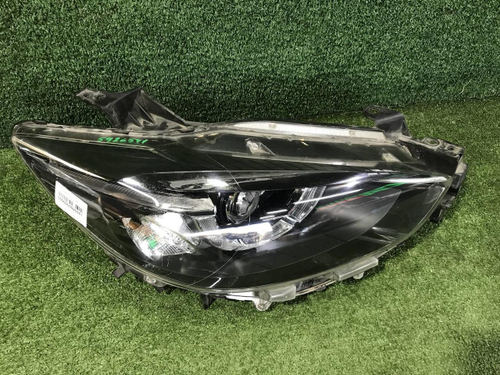 Фара правая Mazda CX-5 1 (2015-2017) LED