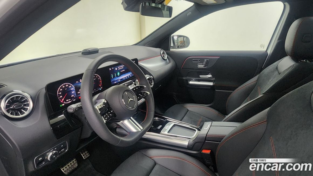 Mercedes-Benz GLA-Class H247 GLA250 4MATIC (02.2024)