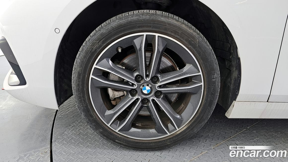 BMW 1 Series (F40) 118d Sports (04.2020)