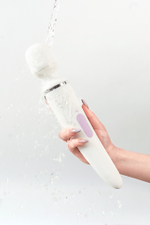 Нереалистичный вибратор Satisfyer Wand-er Woman, ABS пластик, белый, 34 см