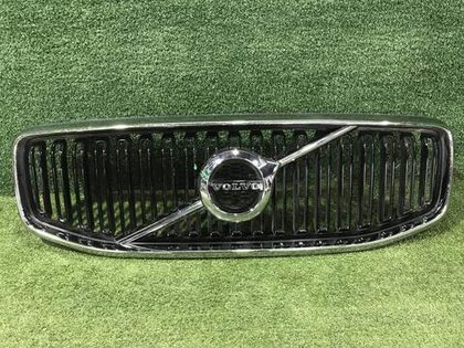 Решетка радиатора Volvo XC60 2 (2017-2021)