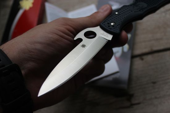 Складной нож Spyderco Endura Wave C10PGYW c клинком из стали VG-10, рукоять FRN