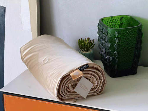 Легкое одеяло Silky 200х230 | бежевый