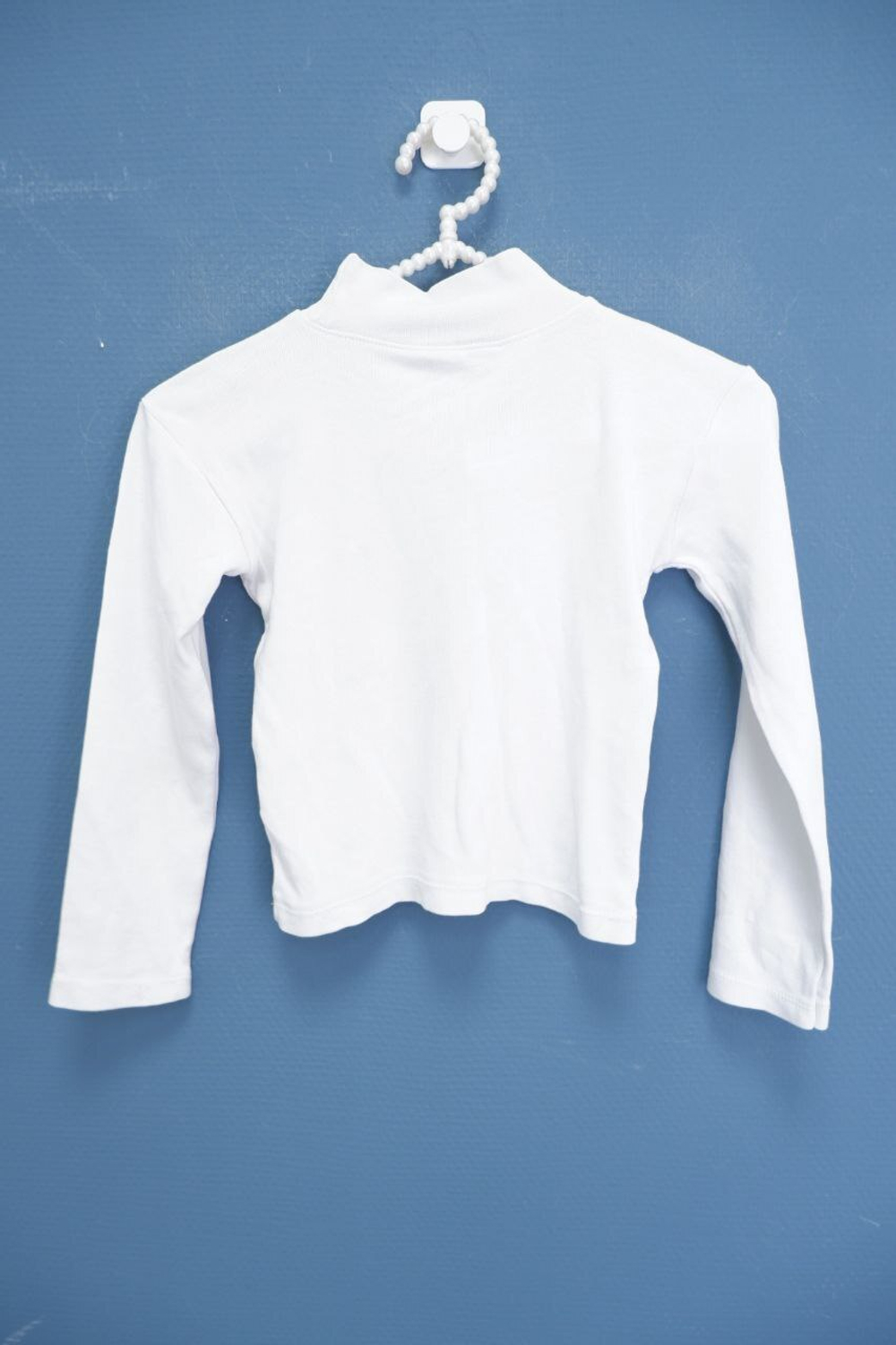 Водолазка со стразами на 7 лет