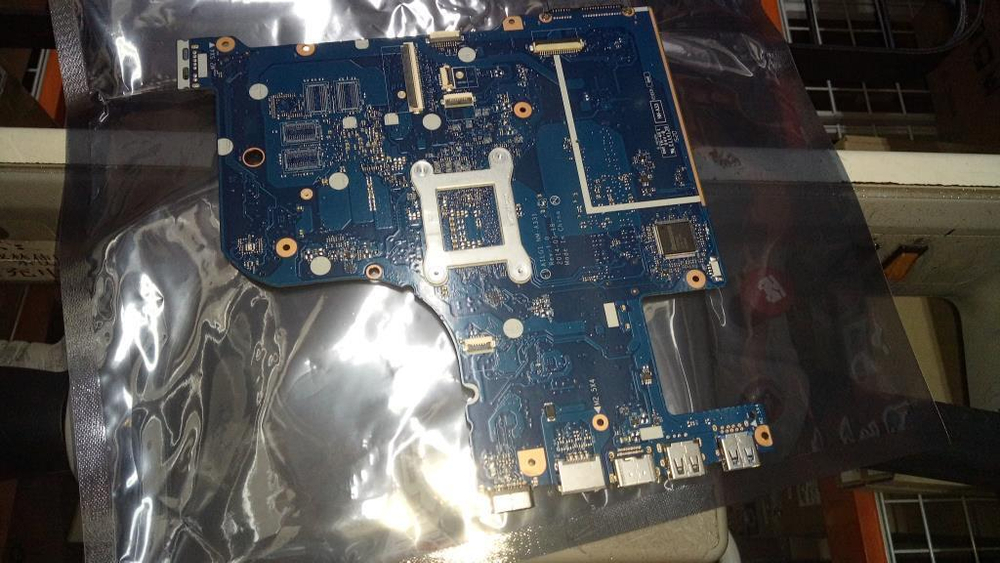 Материнская плата для ноутбука Lenovo Z70-80 NOK DIS I5-5200 2G (5B20H14154), оригинал