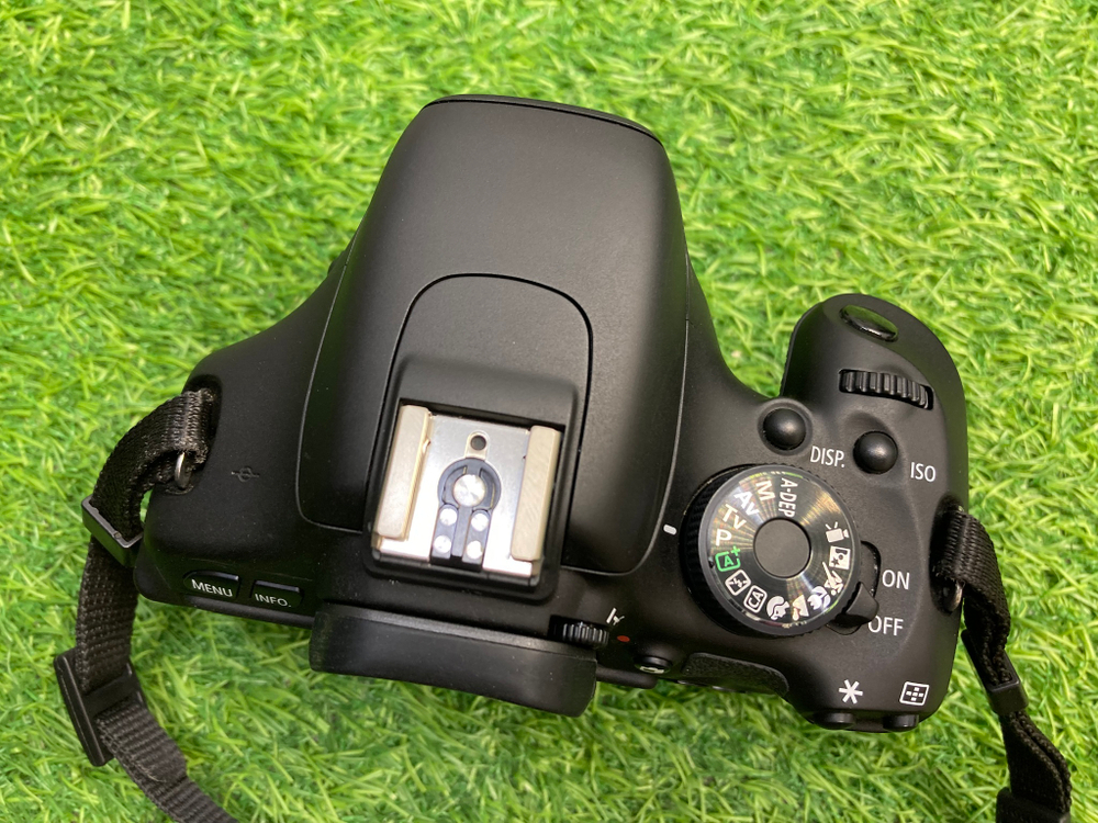 Canon EOS 600D kit 18-55mm IS ll (2.900 кадров)