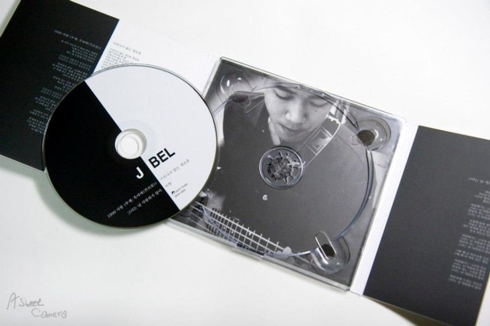 Альбом J BEL - BLACK AND WHITE 1st EP Album