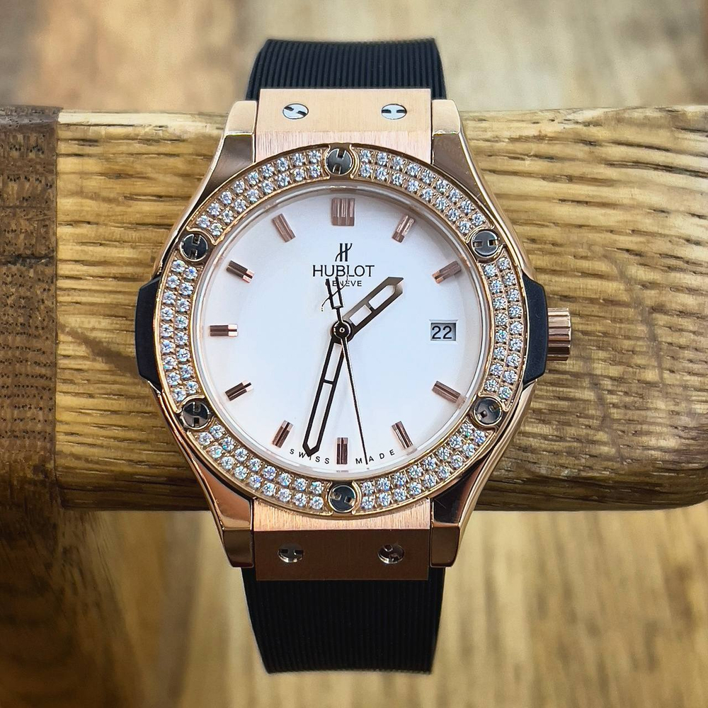 Часы Hublot