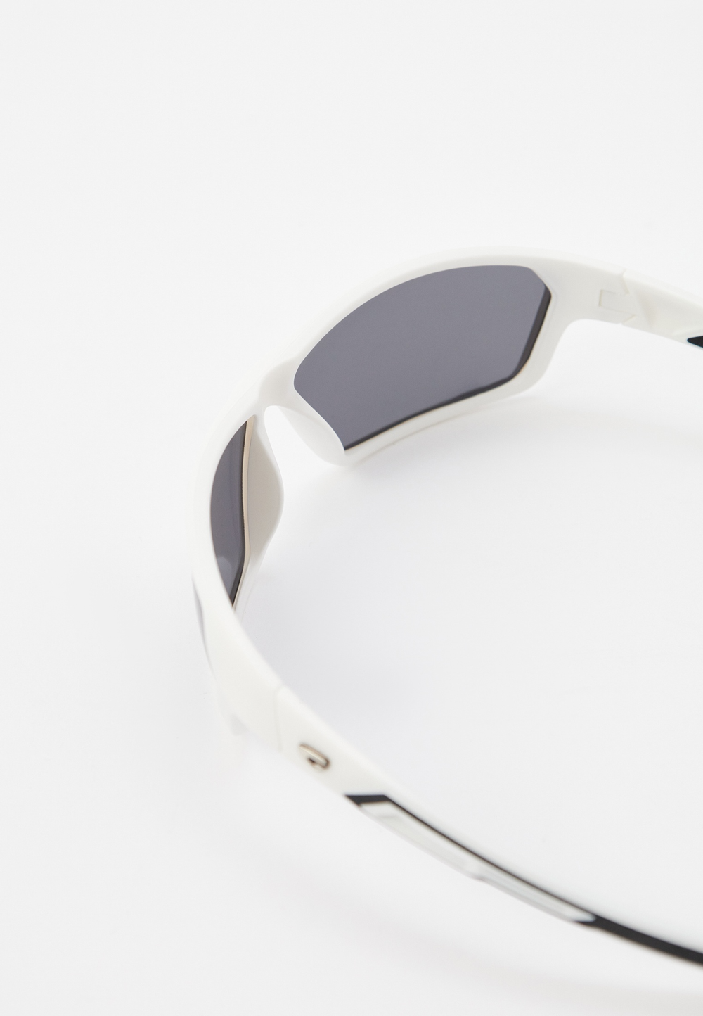 Спортивные очки GOG Jil / Matt White-Black / Polarized Flash Lens