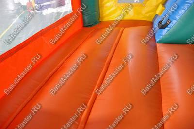 Небольшой надувной батут "Лесной домик"