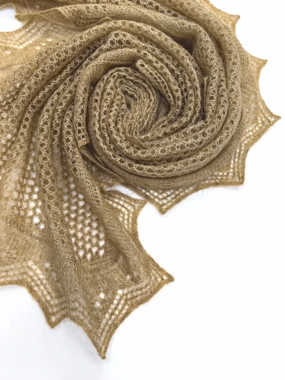 Оренбургский пуховый палантин П2-15050-13/13 коричневый