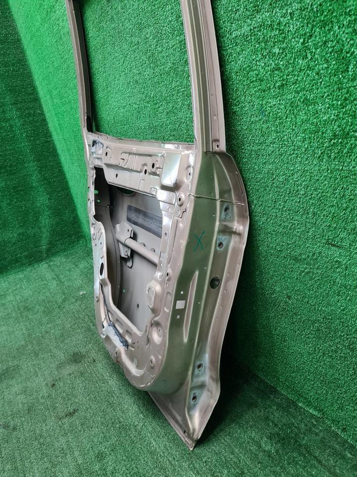 Дверь задняя левая Hyundai Santa Fe 1 (2000-2012)