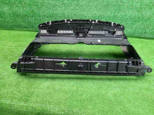 Воздуховод радиатора BMW X1 F48 (2019-2022)