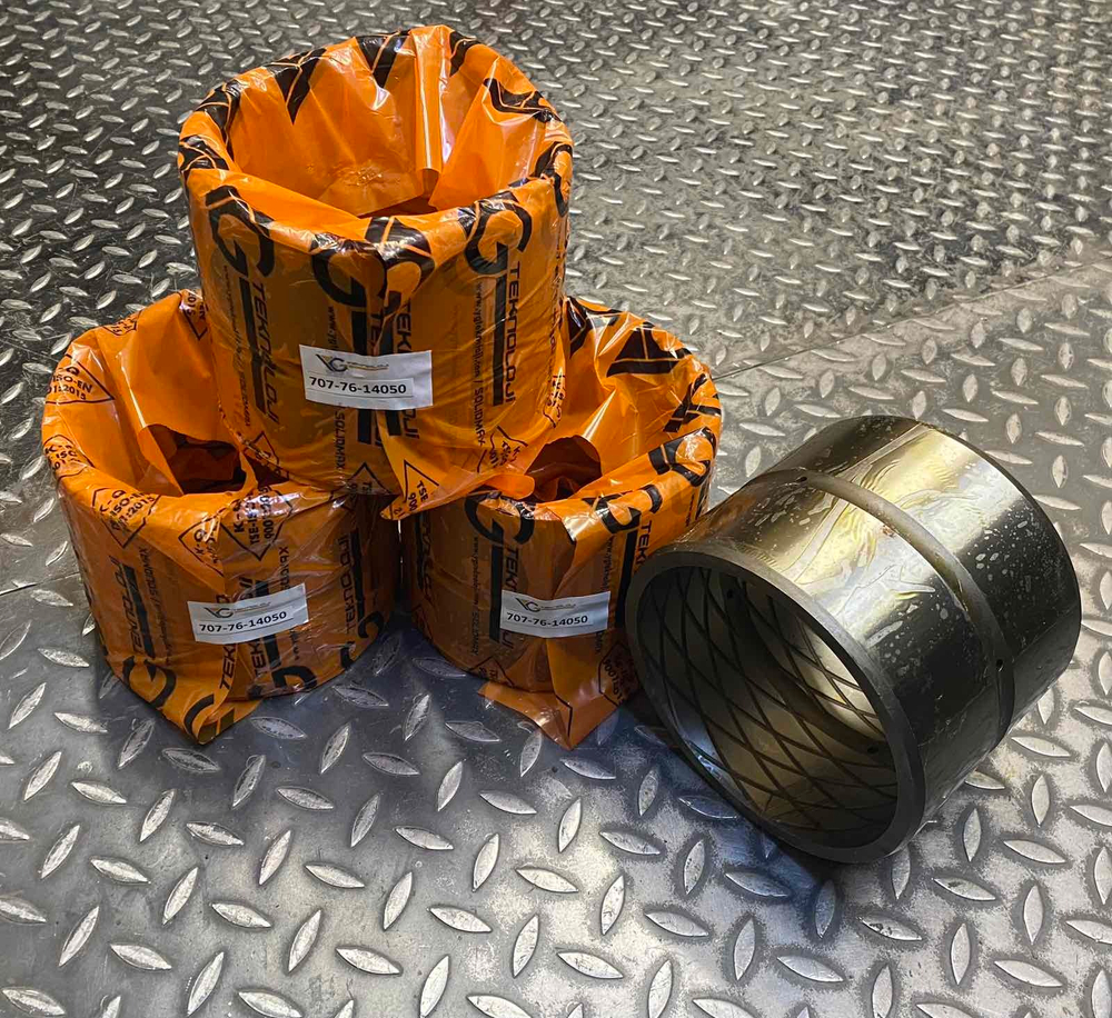 Втулка 707-76-14050