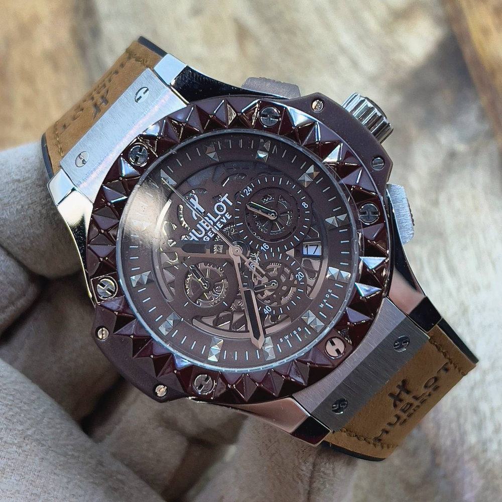 Часы Hublot