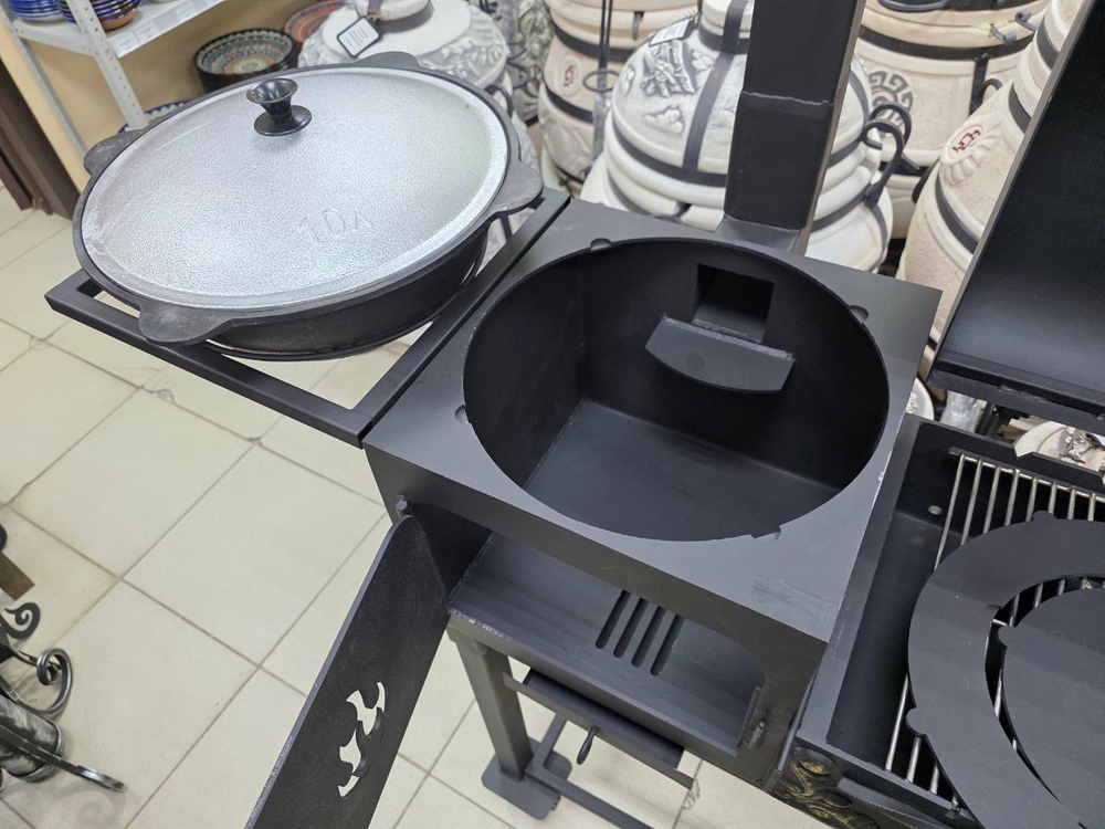 Если вы хотите **мангал купить в Казани** и рассматриваете **мангал 5 мм**, обратите внимание на **Мангал Удачный 350** — это практичный **мангал от производителя**, **мангал в наличии**, который часто берут как **мангал для дачи**, **мангал для дома** и **мангал для беседки**. Формат “2-в-1” делает его универсальным: **мангал с печкой под казан**, **мангал под казан**, **мангал с трубой**, **мангал с шибером**, **мангал с заслонкой**, **мангал с задвижкой между печью и жаровней**, **мангал на колёсах**, **мангал со столиком**, **мангал с полкой**, **мангал с дровницей**. У нас можно сразу собрать комплект: **решётка нержавейка 60×35**, **шампуры**, **казан чугунный**, **казан афганский**, **чехол для мангала на заказ**. Нужна **доставка мангала по Казани** или **мангал с доставкой в Казани** — поможем оформить и привезём.