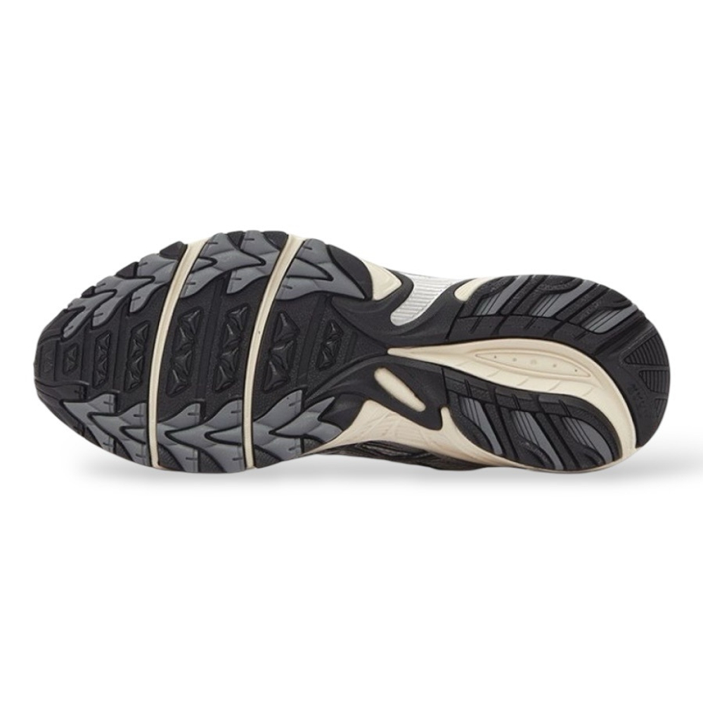 ASICS Gel Kahana TR V4 Silver White