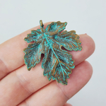 Лист подвеска, 35×40мм, античная бронза, штучно