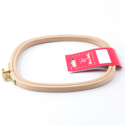 Пяльцы квадратные с замком, бук, высота обода 9 мм, 15 х 15 см (10013160/090720/0348450/1_Турция)