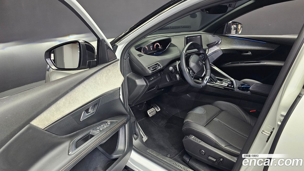 Peugeot 3008 2 Generation 1.2 Pure Tech GT (06.2022)
