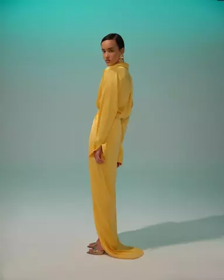 Костюм из шелка