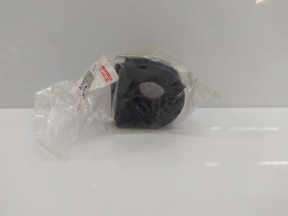 Втулка стабилизатора переднего TOYOTA 4881502110