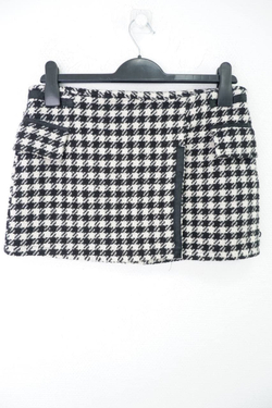 Юбка монохромная 40 размер