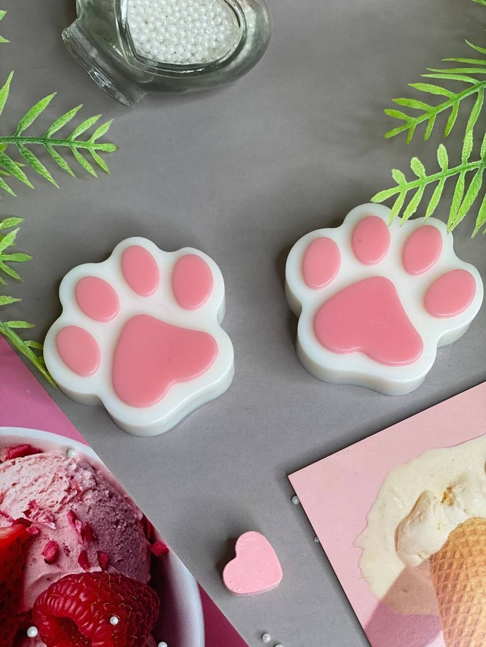 Мыло ручной работы в форме кошачьих лапок