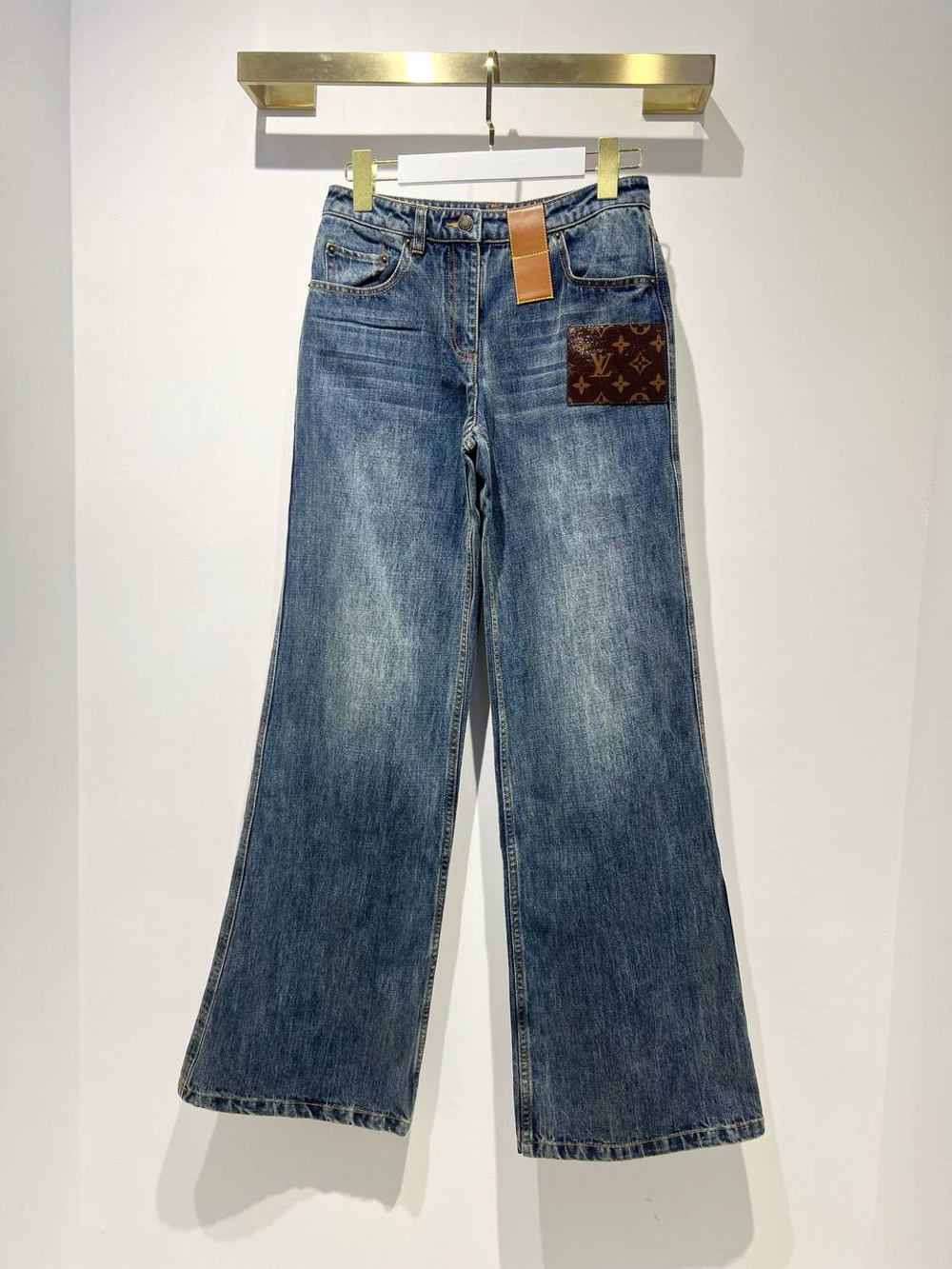 Джинсы Louis Vuitton