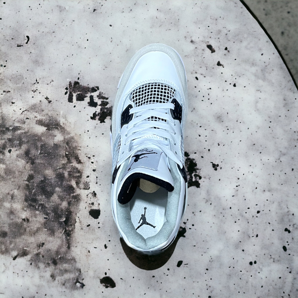 Nike Air Jordan 4 • Military Black