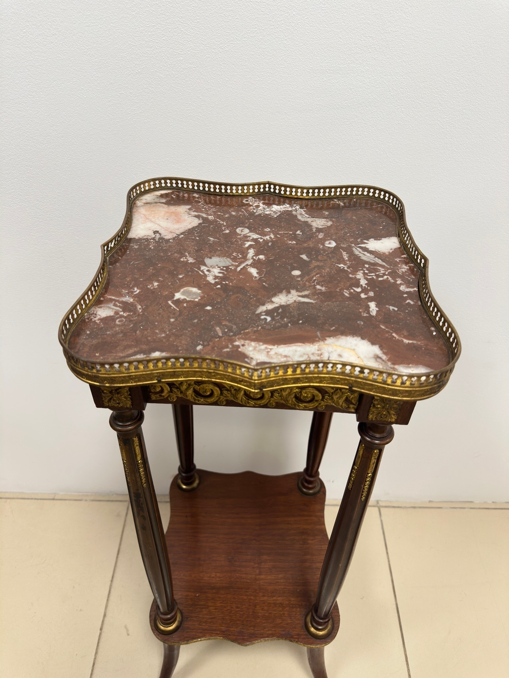 Антикварный столик-жардиньерка в стиле Людовика XVI