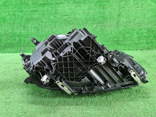 Фара левая BMW 7er G11 G12 (2019-2022) LED