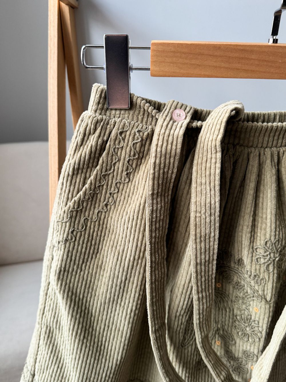 Вельветовая юбка Louise Misha, 152