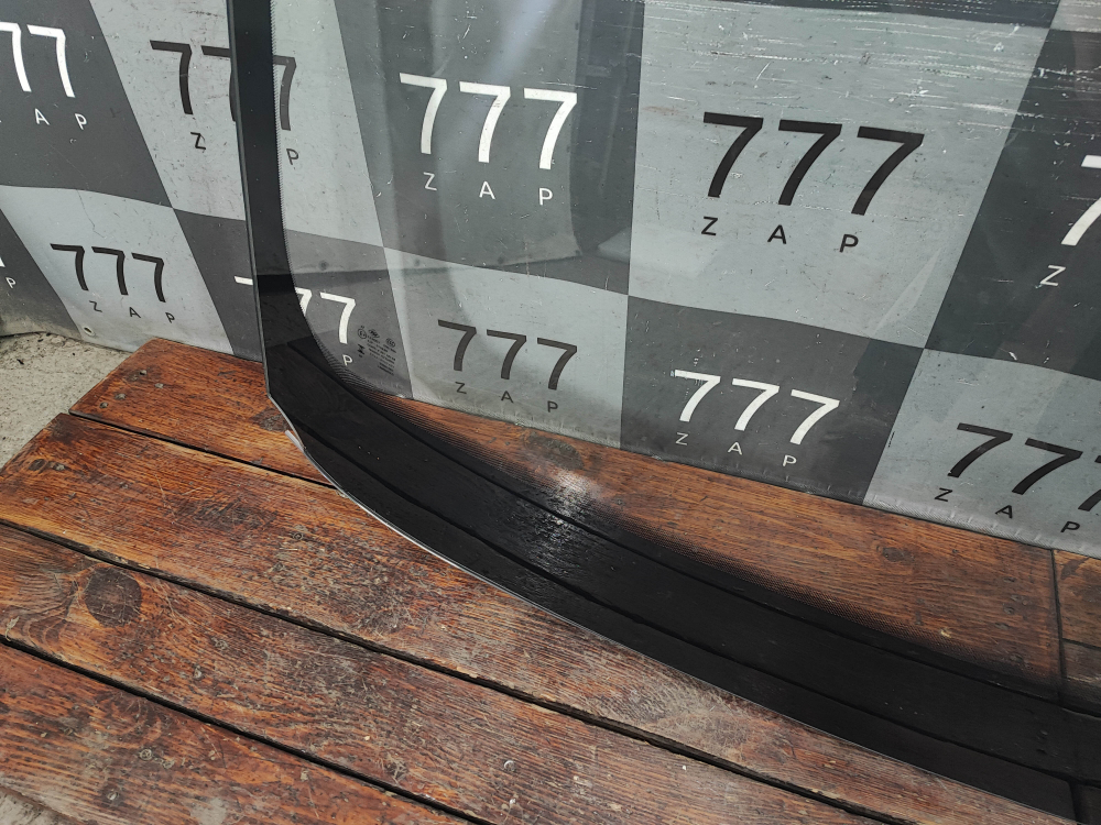 Стекло лобовое JAC JS6 22-нв Б/У Оригинал 5206100U2401