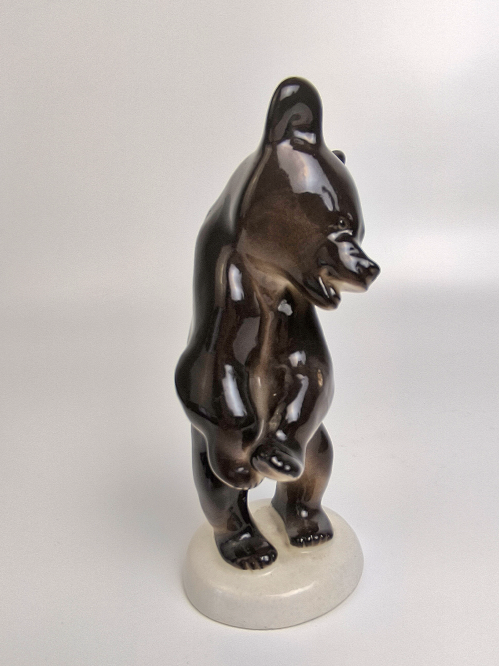 Фарфоровая статуэтка  "Медвежонок бурый стоящий" ЛФЗ