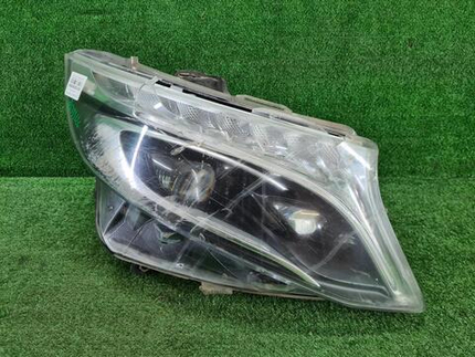 Битая Фара правая Mercedes V w447 (2014-н.в.) LED